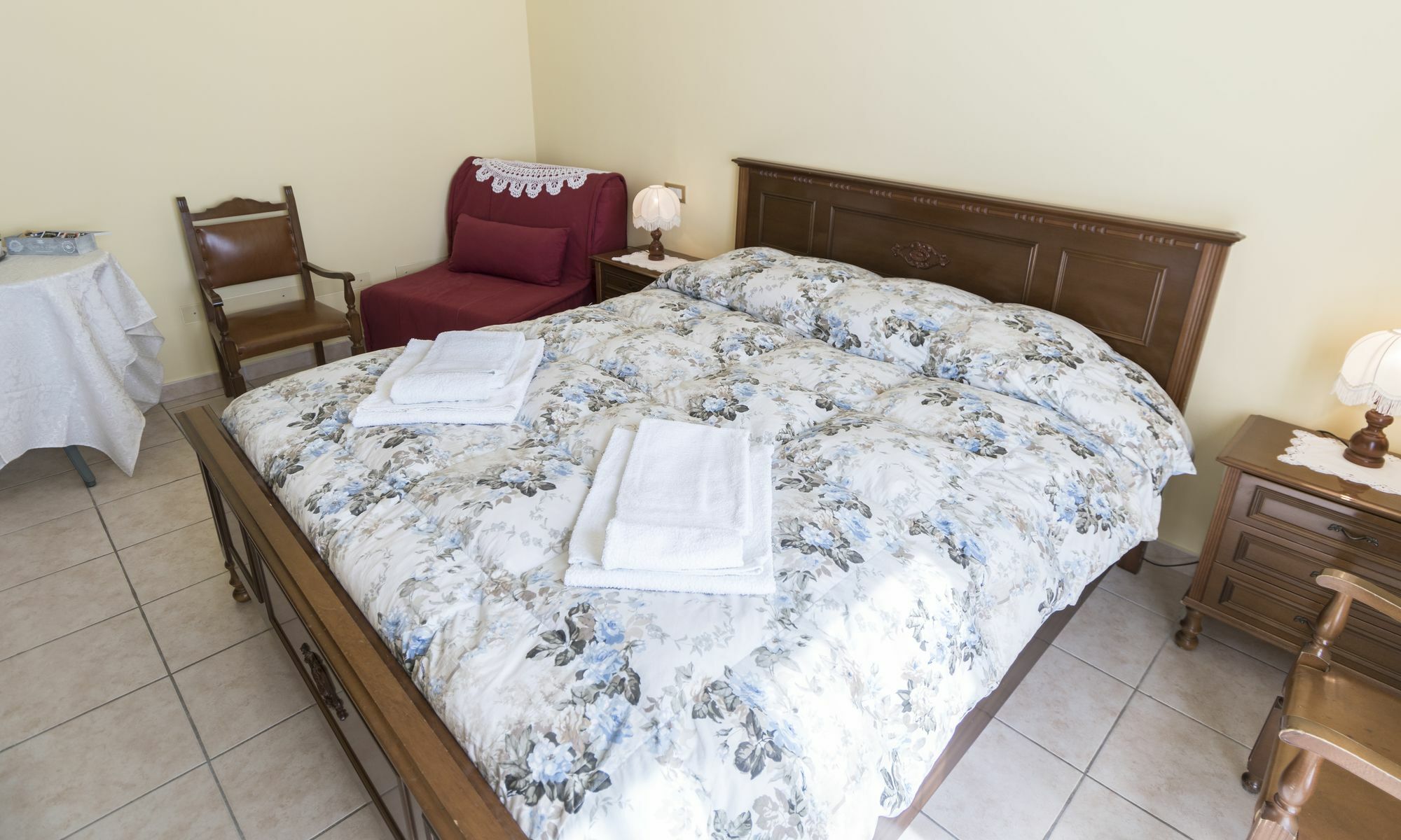 Camere Mariella Асизи Екстериор снимка