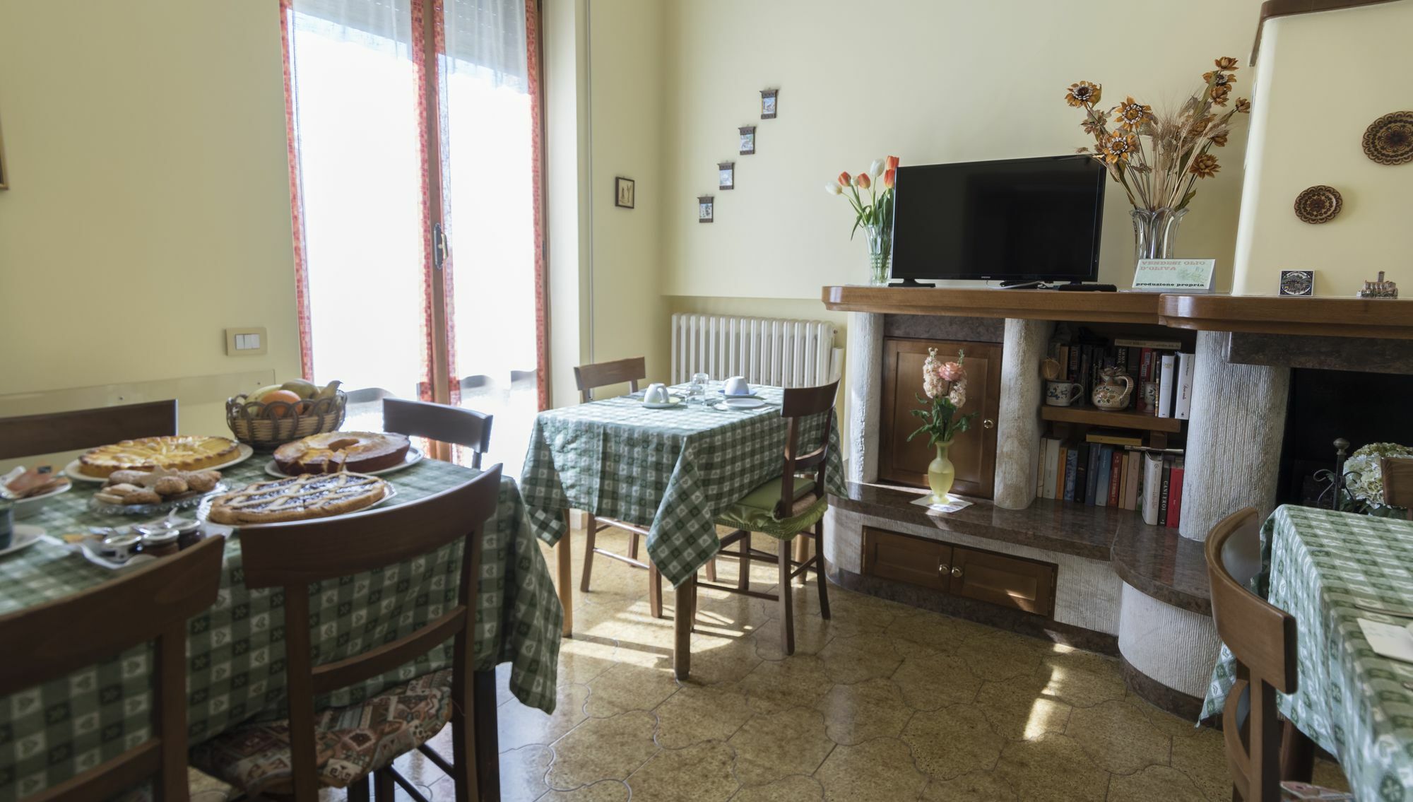 Camere Mariella Асизи Екстериор снимка